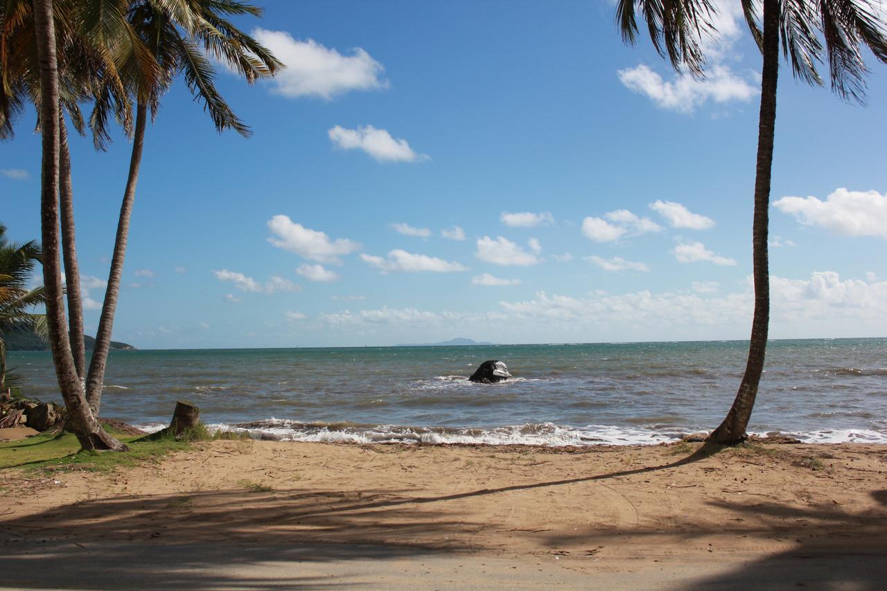 Hotel Lucia Beach Yabucoa Bagian luar foto
